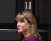 Budget Fears Trigger Sterling Slump: Pound Plunges Against Dollar and Euro