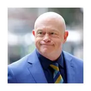 EastEnders' Ross Kemp's Heartfelt Tribute to His 'Hero' and 'Role Model' Following Tragic Death