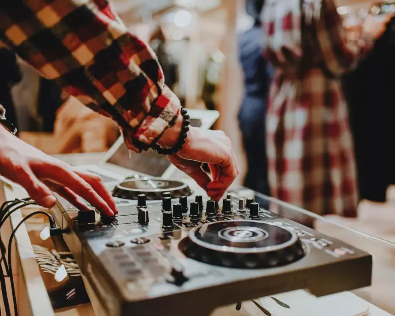 2025 Christmas Playlists: Fresh Music for Every Festive Moment