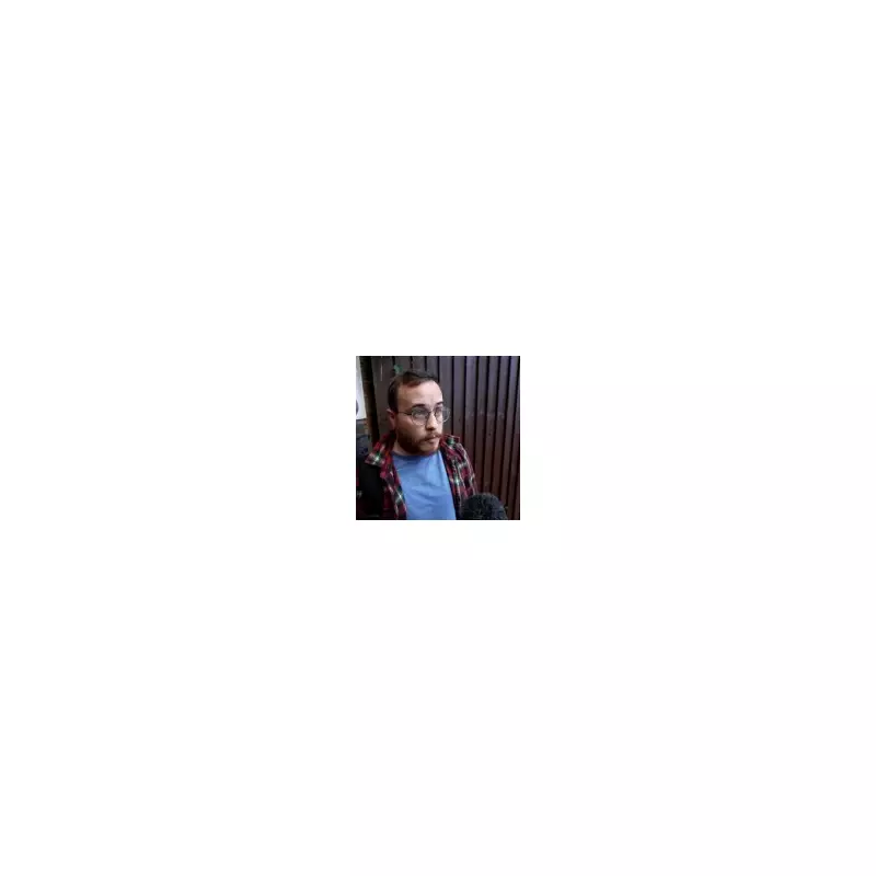 Buckingham Palace Warden Exposed as Neo-Nazi Extremist