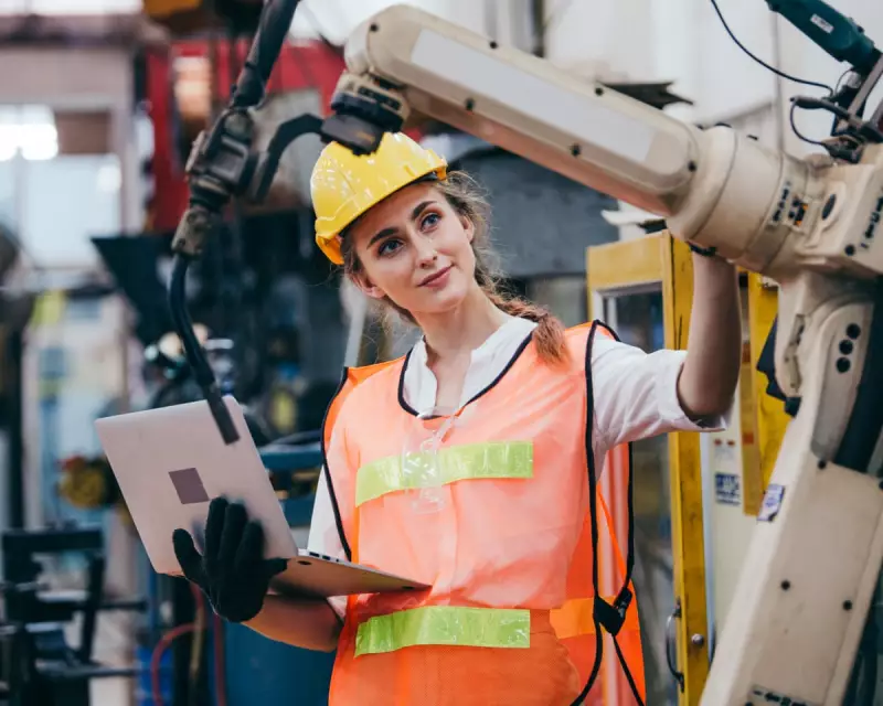 Facebook's Job Ad Algorithm Ruled Sexist by French Watchdog in Landmark Decision