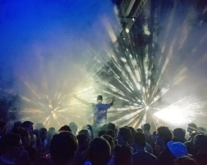 Fame Cuts Singers' Lives Short: Study Reveals 5-Year Life Gap