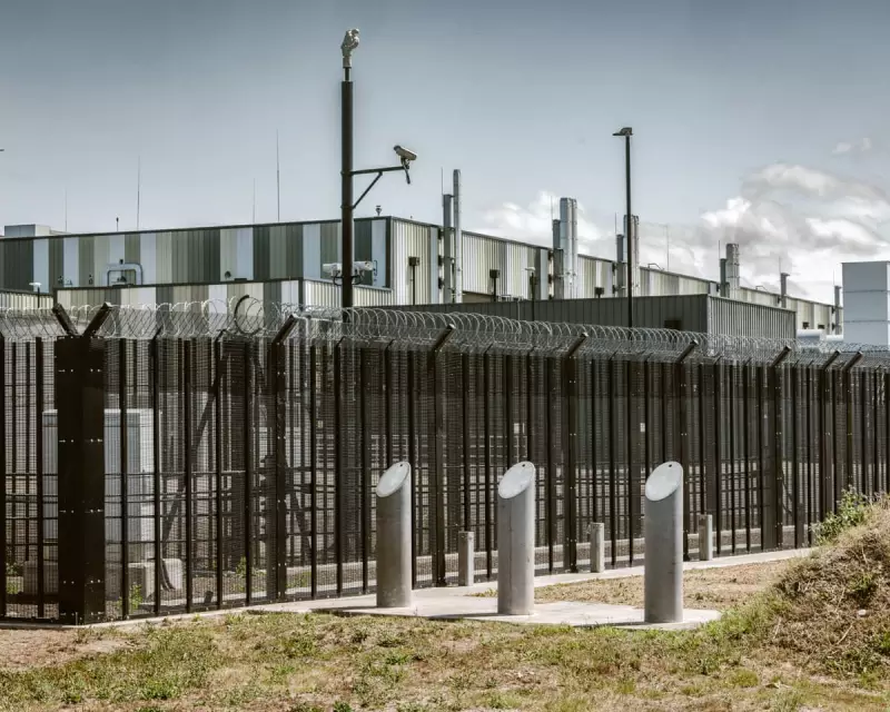 Global Data Centre Boom Fuels £1.4 Trillion Debt Surge as AI Demand Skyrockets