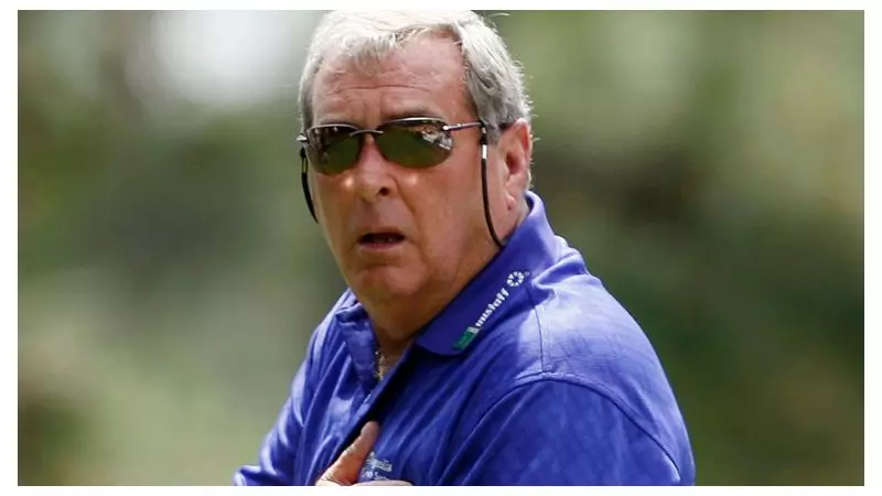 Golf Legend Fuzzy Zoeller Dies at 74, Legacy Marked by Tiger Woods Controversy