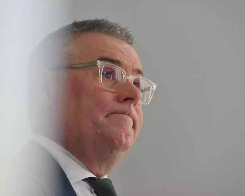 Labor's Nature Laws Hang in Balance as Watt Presents Amendments