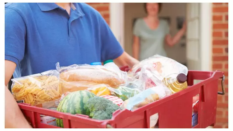 Late Supermarket Delivery? How to Claim Your Refund Under UK Law