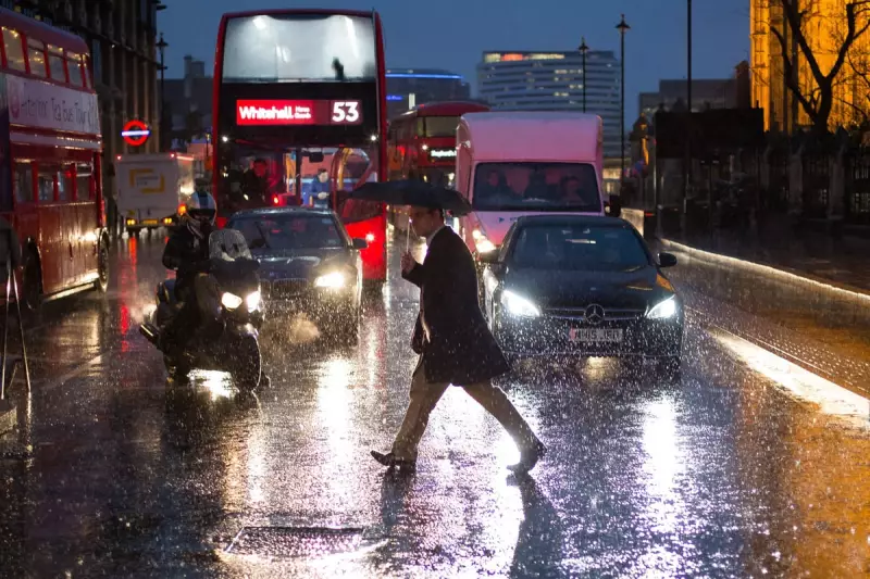 London Rain to Stop at 7pm After Heavy Downpours and Weather Warning