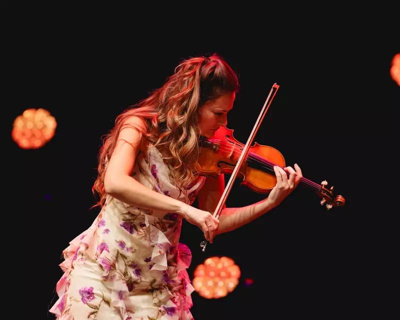 Nicola Benedetti's Violin Café Delights Royal Albert Hall