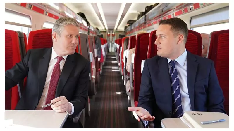 Starmer Apologises to Wes Streeting Over Coup Allegations