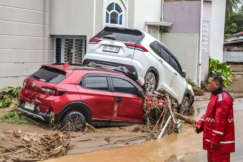 Sumatra Flash Floods: Death Toll Rises as Rescue Efforts Intensify