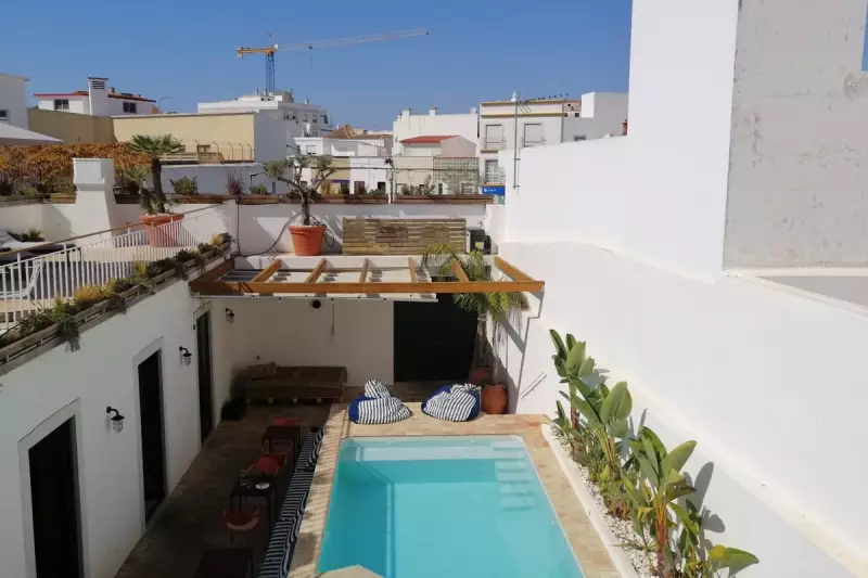 Tasting Cliff Richard's Wine: A Solo Travel Adventure in the Algarve