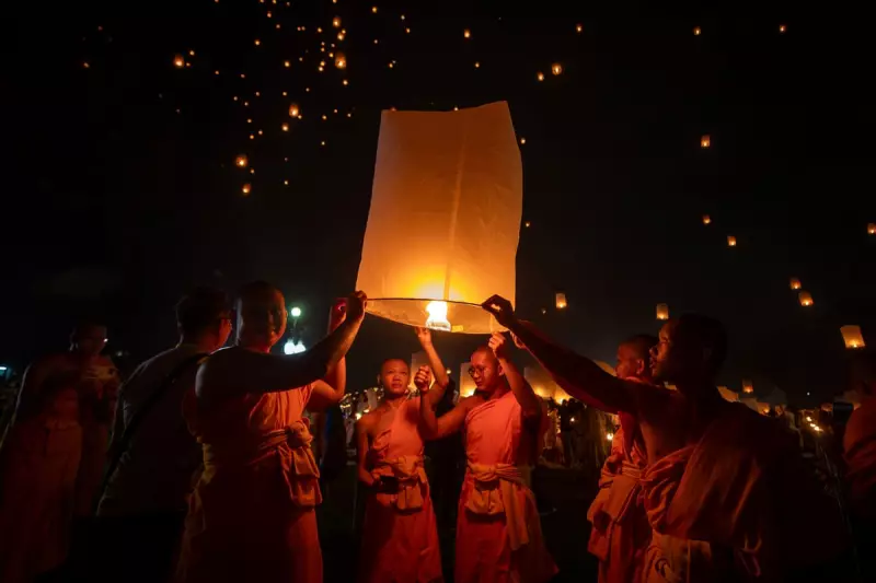 Thailand's Sky Alight: Breathtaking Images Capture Loy Krathong & Yi Peng Festival Magic
