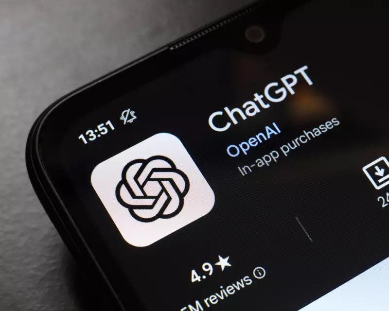 UK Public Seeks Financial Advice from AI Chatbots Amid Concerns