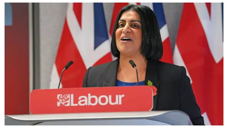 UK Studies Denmark's Tough Migration Model to Tackle Illegal Crossings