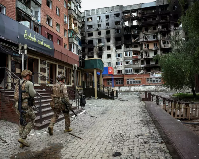 Ukraine Holds Pokrovsk as Russia Advances with 150,000 Troops