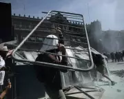 100 Police Injured as Gen Z Protests Turn Violent in Mexico City