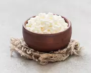 17 Surprisingly Delicious Cottage Cheese Recipes: From Pancakes to Ice Cream