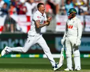 19 Wickets Fall on Sensational Ashes Day as England Seize Early Edge