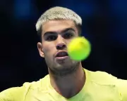 Alcaraz Battles Past Musetti in Thrilling ATP Finals Opener