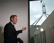 Australian Government Seeks 5% Public Sector Savings Amid Budget Pressures