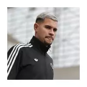 Bruno Guimaraes Hails Casemiro as 'Complete Player' and Personal Idol