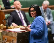 Carer cancels daughter's disability benefits over UK immigration fears