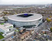 Champions League Drama Unfolds: Tottenham Survive Copenhagen Scare as PSG Edge Bayern in Thrilling Night