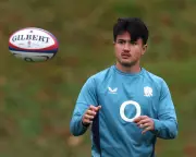 England's Full-Back Shake-Up: Smith and Steward Battle for No. 15 Jersey Ahead of Fiji Clash