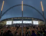 English Football Ends Political Tributes: Clubs Agree to Focus Solely on Sport