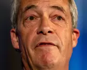 Farage's Economic Blueprint: A Dangerous Imitation of Trump's Playbook