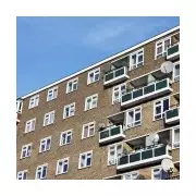 ‘Flat Hugging’ Traps 56% of UK Tenants in Faulty Homes