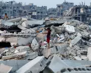 Gaza's Ceasefire Crisis: Thousands Buried in Rubble, Aid Blocked