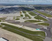 Heathrow's £33bn Third Runway Gets Green Light, Aims for 2035 Opening