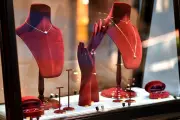 High Street Jewellery Giants Lose Their Sparkle as Sales Tumble