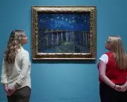 How Art Boosts Wellbeing: 5 Tips from Artists to Live Creatively