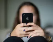 iPhone Autocorrect Chaos: Why Your Phone Keeps 'Ducking' Up Your Messages