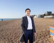 Labour MP Tony Vaughan Defies Party on Asylum Policy Reform