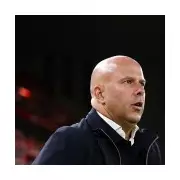 Liverpool Boss Arne Slot Told to Resist £156m Temptation as Stars Near Return