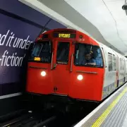 London Christmas & New Year 2025 Transport: Full Travel Guide