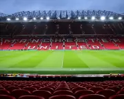 Manchester United vs Everton: Premier League Clash Under Old Trafford Lights