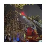 Notting Hill Inferno: 100 Firefighters Battle Raging Blaze in West London