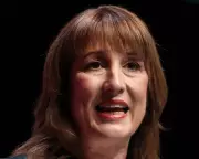 Rachel Reeves Urges Labour MPs to Back 'Make-or-Break' Budget