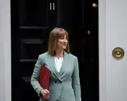 Reeves' Fiscal Rules Under Fire: Labour's Tax Dilemma Explained