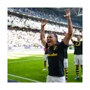 Rising Star Kevin Filling Breaks Silence on Manchester United Transfer Rumours