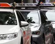 Sydney Airport Taxi Crisis: Passengers Stranded as Drivers Refuse Short Fares