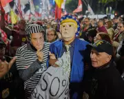 Trump's Global Bullying: 27-Year Bolsonaro Sentence Sparks 50% Brazil Tariff