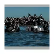 UK Returns Over 100 Migrants to France Under 'One In, One Out' Deal