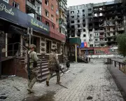 Ukraine Deploys Elite Forces in Desperate Battle to Hold Pokrovsk Against Russian Advance