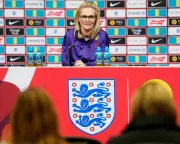 Wiegman defends England goalkeeper decision: 'I make choices to win'