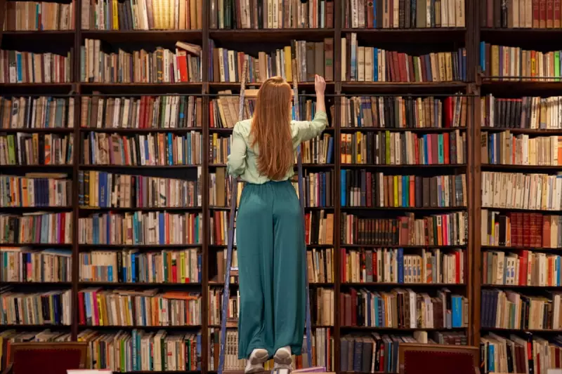 19 Books to Find Hope and Strength in Difficult Times, Recommended by Leaders